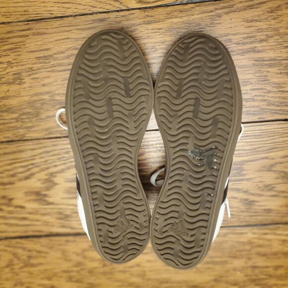 Women's Adidas athletic sneaker. Size 7.5, White, leather, Excellent Cond! - Picture 7 of 7